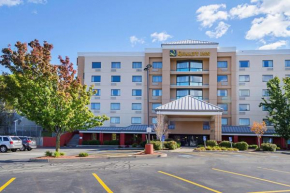  Quality Inn Boston-Revere  Ревер